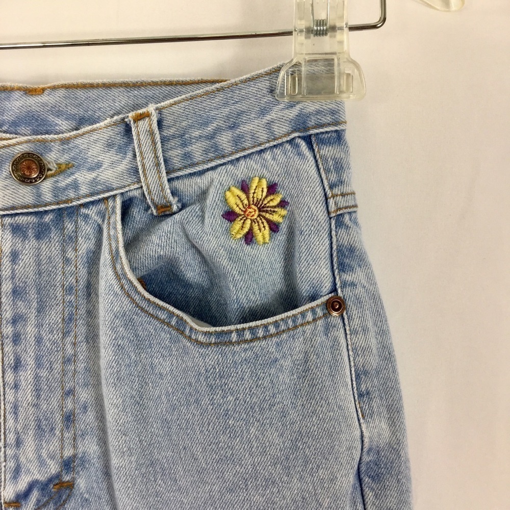 1980’S high rise floral embroidered jeans - Picture 4 of 10